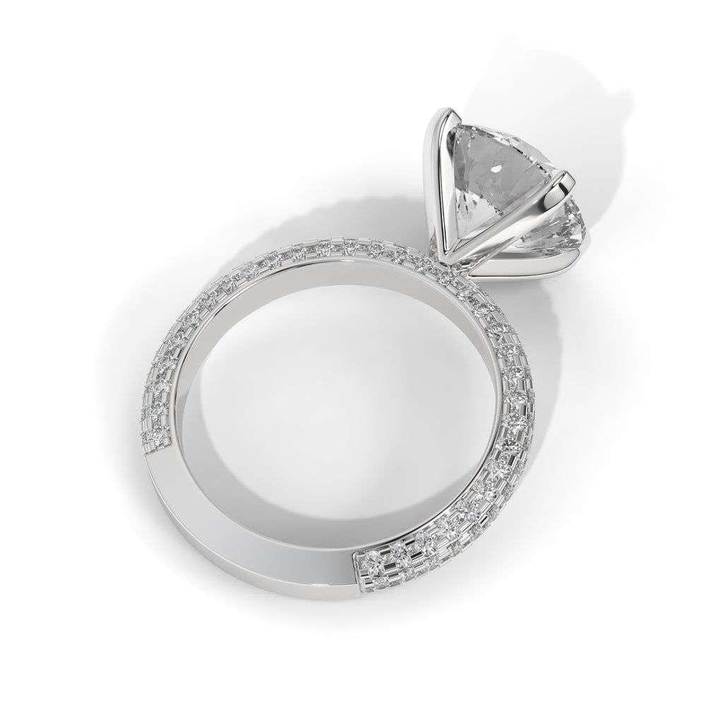 Liora Grande – Radiant Majesty